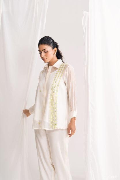 Simran lutharia in Floret Sap Set - Off White